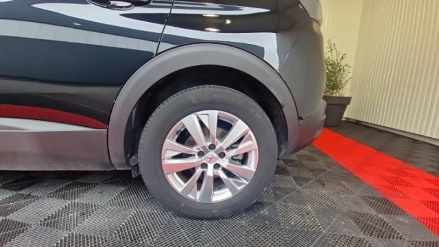 Peugeot 3008 image 1