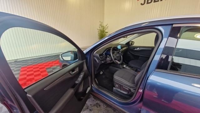 Ford Kuga image 7