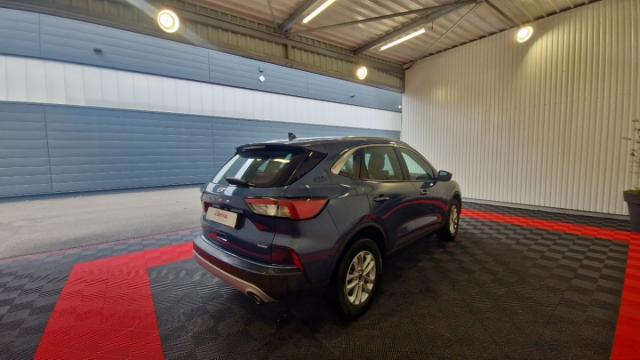 Ford Kuga image 6