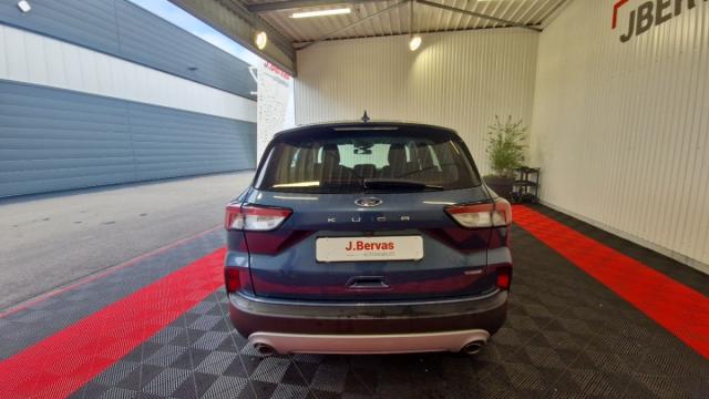 Ford Kuga image 2