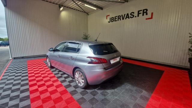 Peugeot 308 image 6