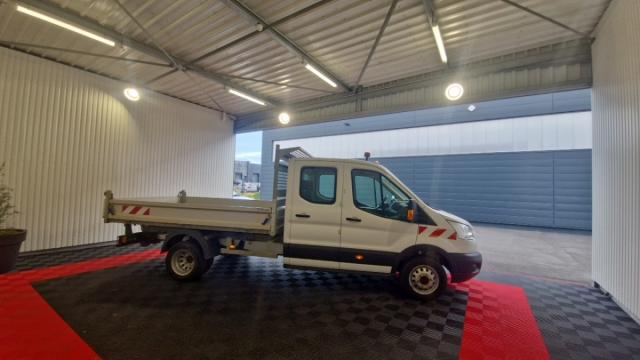 Ford Transit image 8