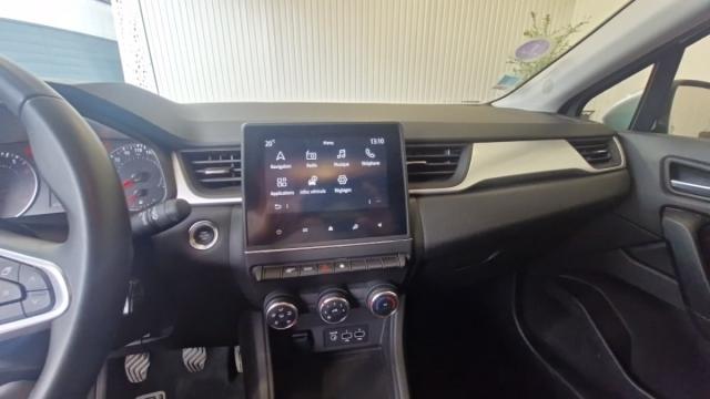 Renault Captur image 9