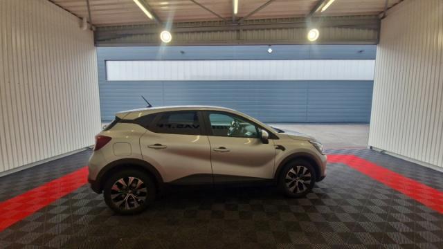 Renault Captur image 1