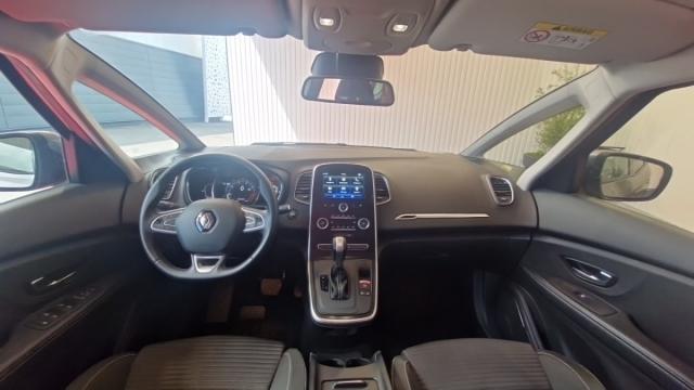Renault Grand Scénic image 2