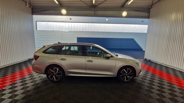 Skoda Octavia image 7
