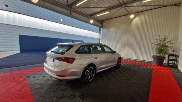 Skoda Octavia image 9