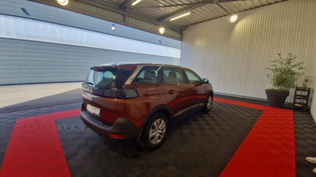Peugeot 5008 image 9