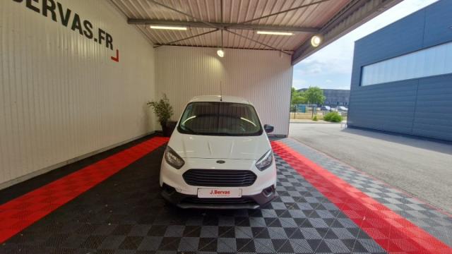 Ford Transit Courier image 4