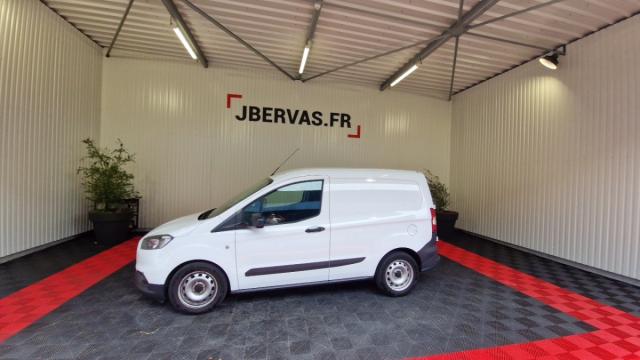 Ford Transit Courier image 5