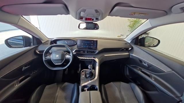 Peugeot 5008 image 7