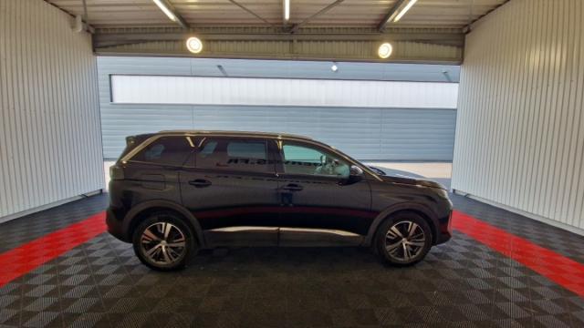 Peugeot 5008 image 4