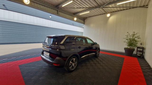 Peugeot 5008 image 8
