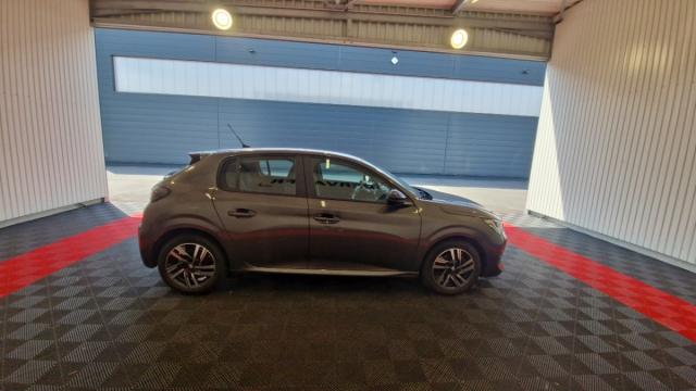 Peugeot 208 image 4