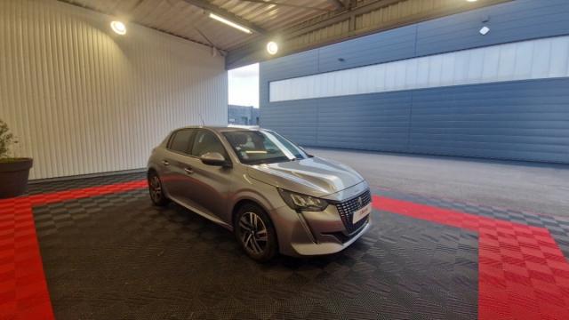 Peugeot 208 image 9