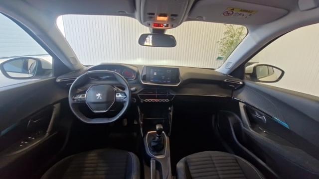 Peugeot 2008 image 6