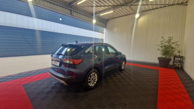 Ford Kuga image 8