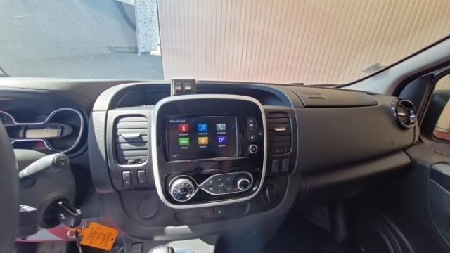 Renault Trafic image 4