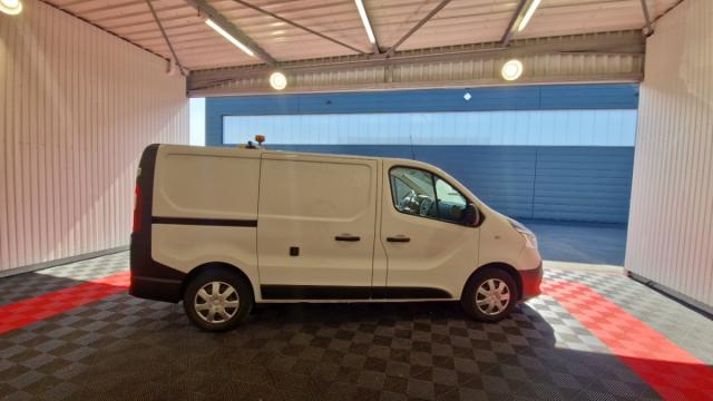 Renault Trafic image 8