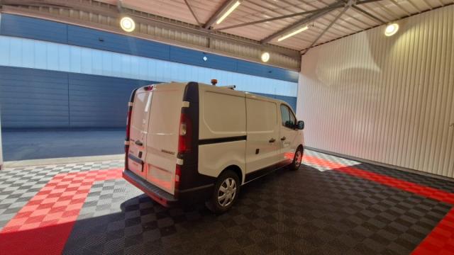 Renault Trafic image 7