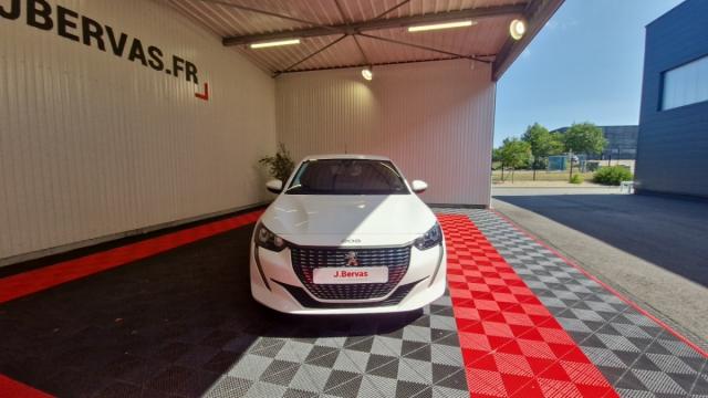 Peugeot 208 image 9