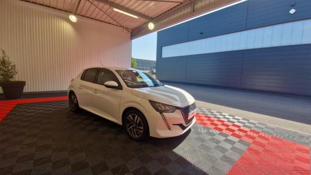 Peugeot 208 image 2