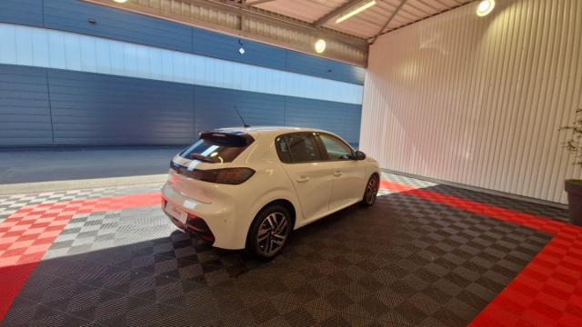 Peugeot 208 image 4
