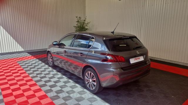 Peugeot 308 image 5