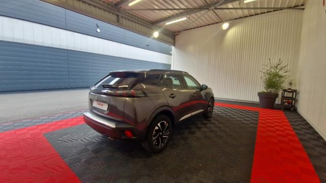 Peugeot 2008 image 9