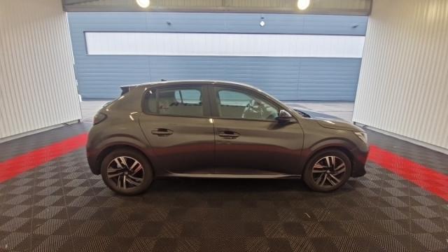 Peugeot 208 image 5