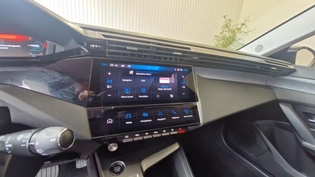Peugeot 308 image 3