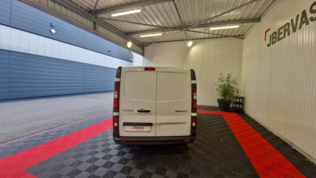 Renault Trafic image 1