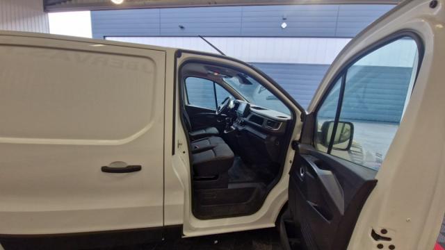 Renault Trafic image 3