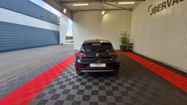 Renault Clio image 2