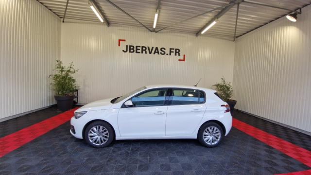 Peugeot 308 image 8
