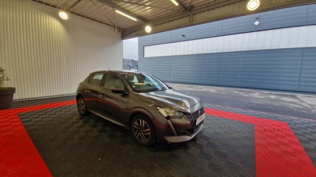 Peugeot 208 image 9