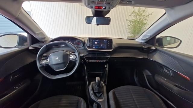 Peugeot 208 image 6
