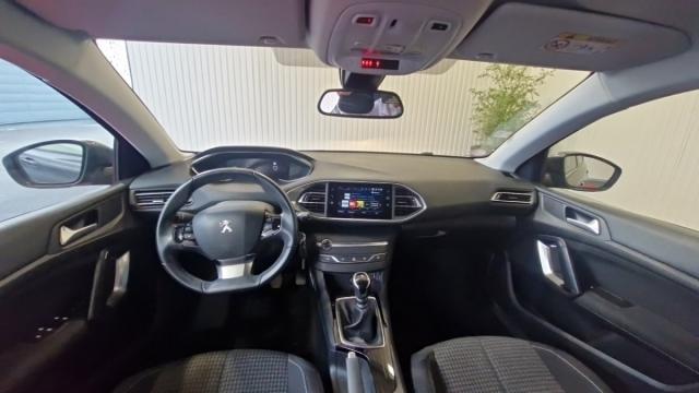 Peugeot 308 image 6