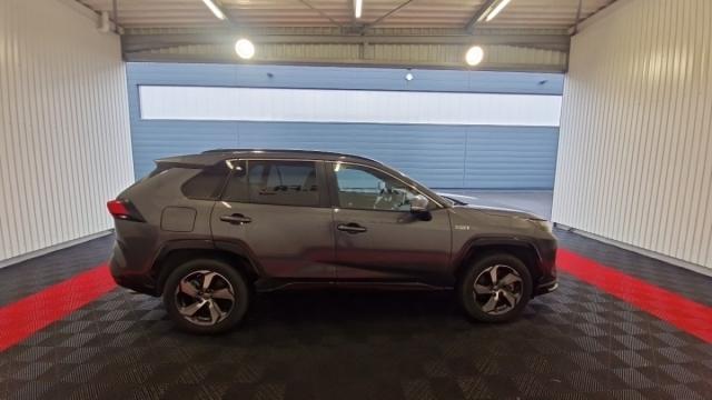 Toyota Rav4 image 2