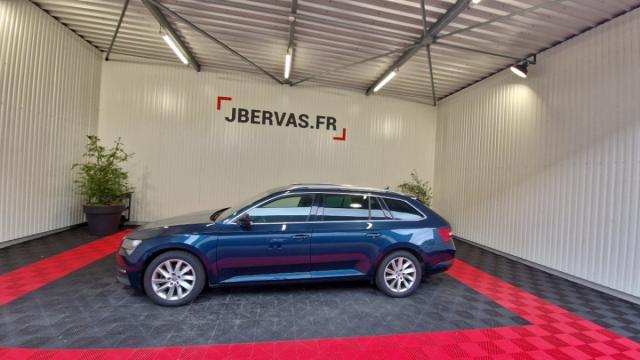 Skoda Superb Combi image 4