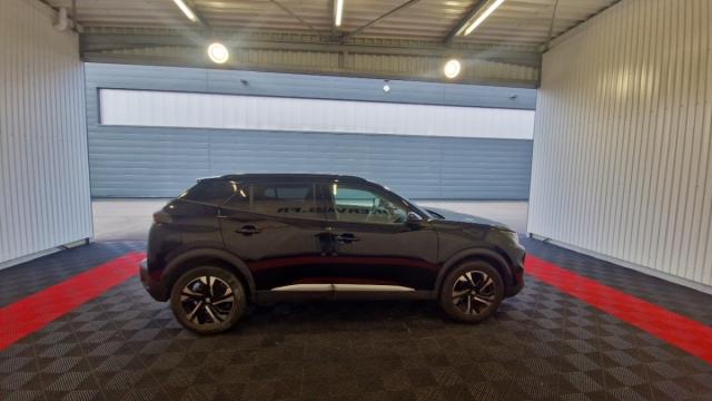 Peugeot 2008 image 1