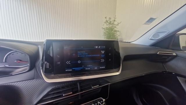 Peugeot 2008 image 7