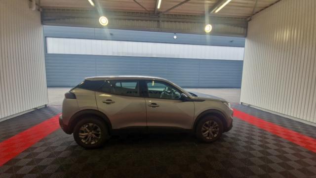 Peugeot 2008 image 1