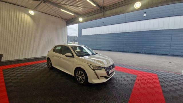 Peugeot 208 image 1