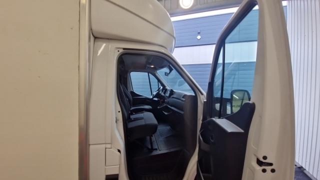 Renault Master image 9