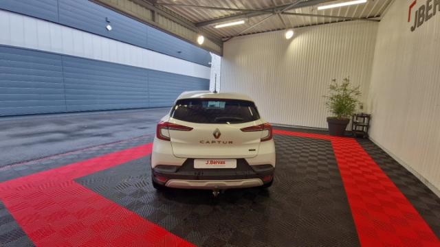 Renault Captur image 1