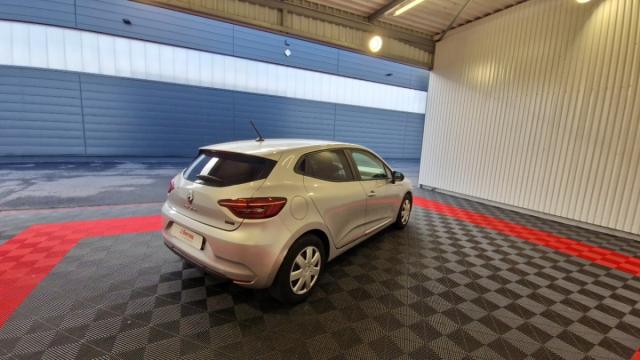 Renault Clio image 8