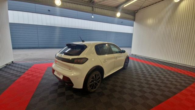 Peugeot 208 image 1