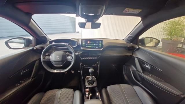 Peugeot 208 image 4