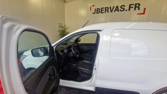Renault Express Van image 5